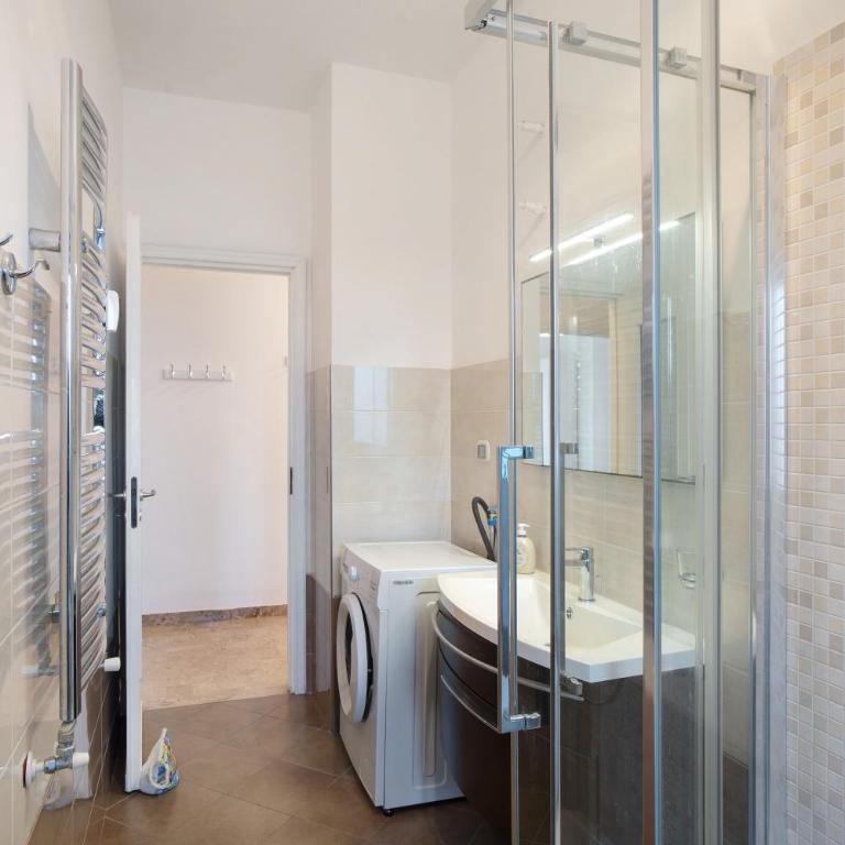 Albenga Mary 43 6 - Appartamento Premium con 3 Camere da Letto e Balcone - 17