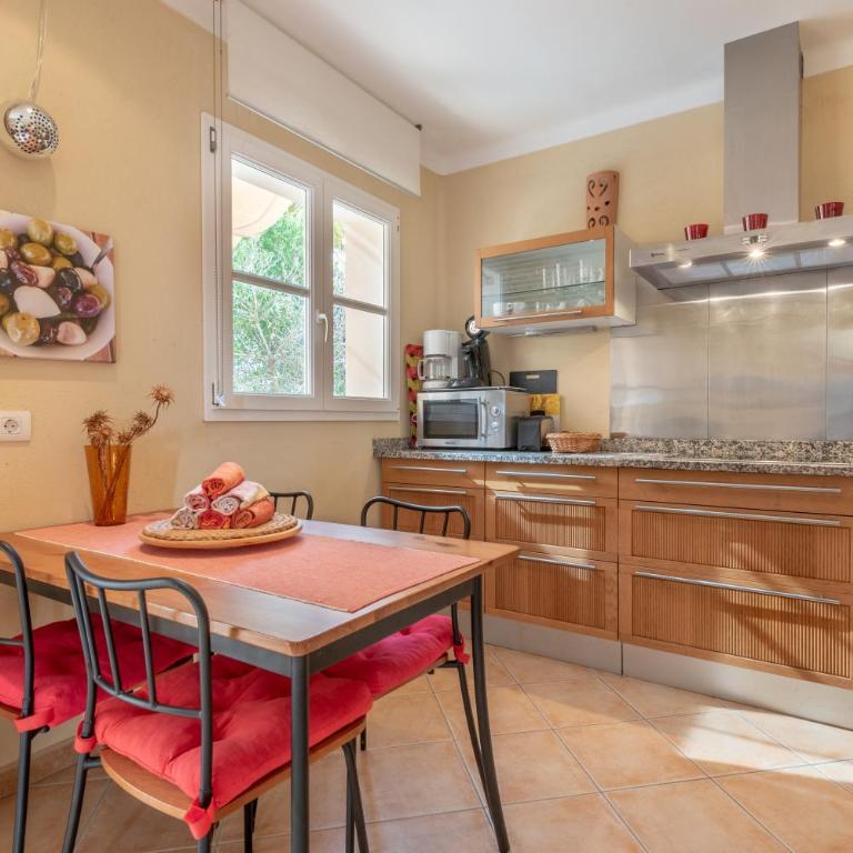 Apartamento Llimonera - One-Bedroom Apartment with Garden View - 15