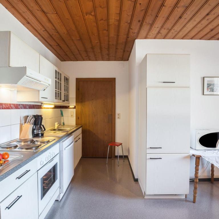 Ferienwohnung Brugger 6 Personen - Premium Apartment mit 3 Schlafzimmern und Balkon - 21