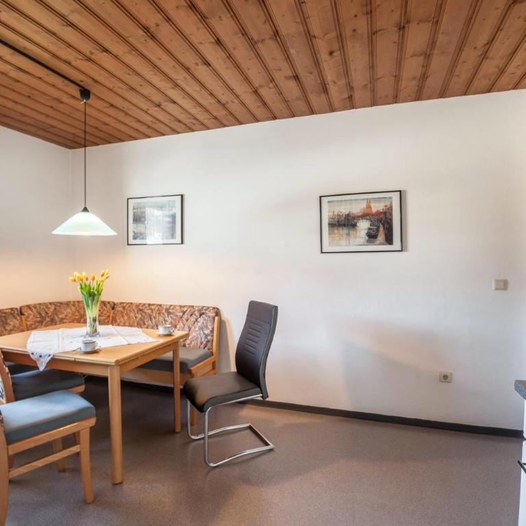 Ferienwohnung Brugger 6 Personen - Premium Apartment mit 3 Schlafzimmern und Balkon - 22