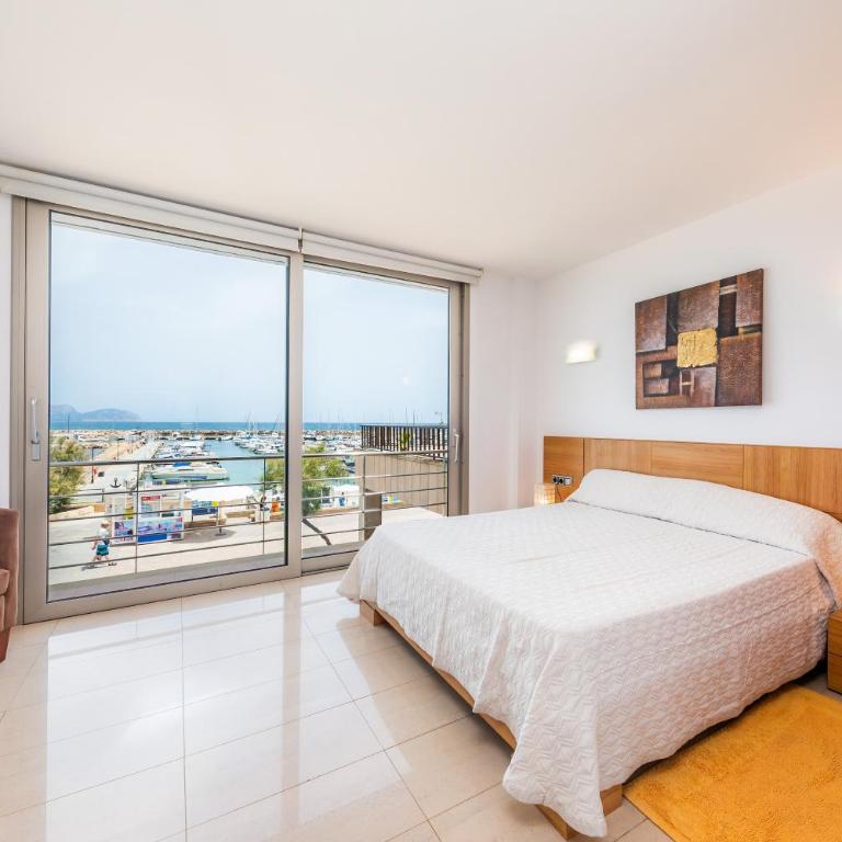 Casa Mulet - Three-Bedroom House - 15