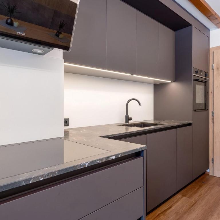 Ferienwohnung Christa - Appartamento Premium con 3 Camere da Letto e Balcone - 8