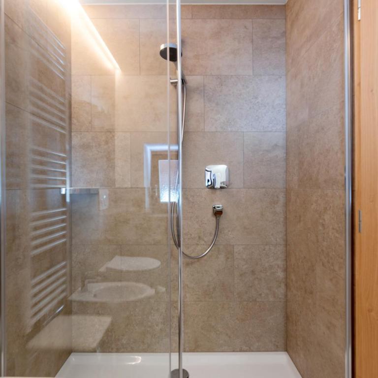 Ferienwohnung Christa - Appartamento Premium con 3 Camere da Letto e Balcone - 30