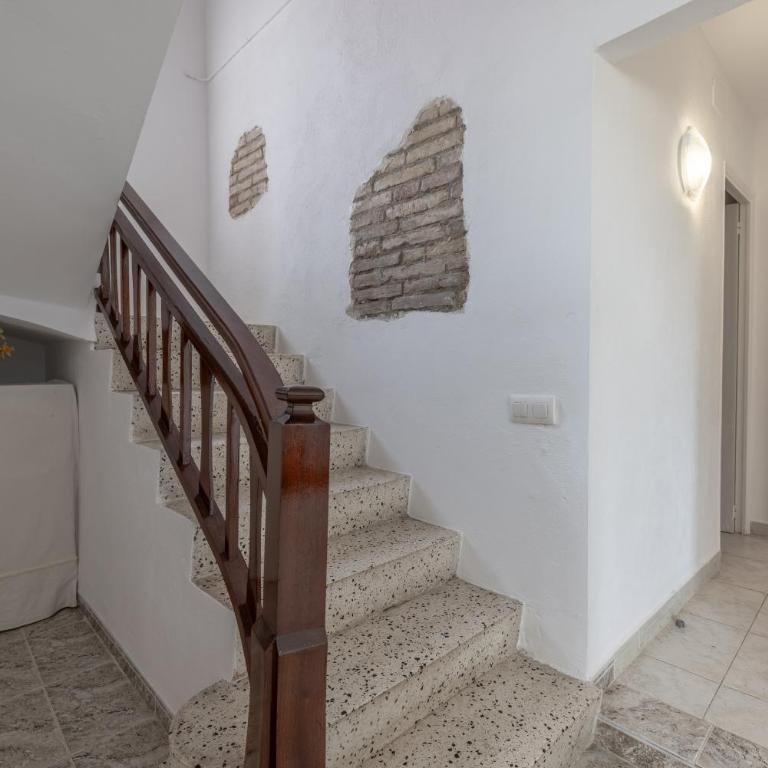 Casa Teresa Deltebre - Three-Bedroom House - 16