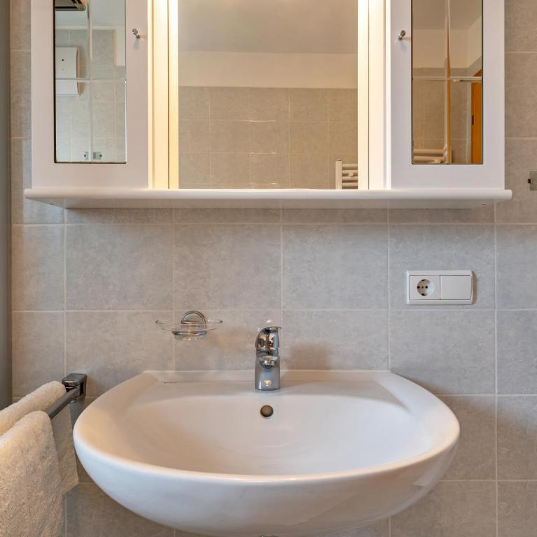 Obertegghof Wohnung Schartenblick - Apartamento Deluxe de 2 dormitorios con vistas al jardín - 21