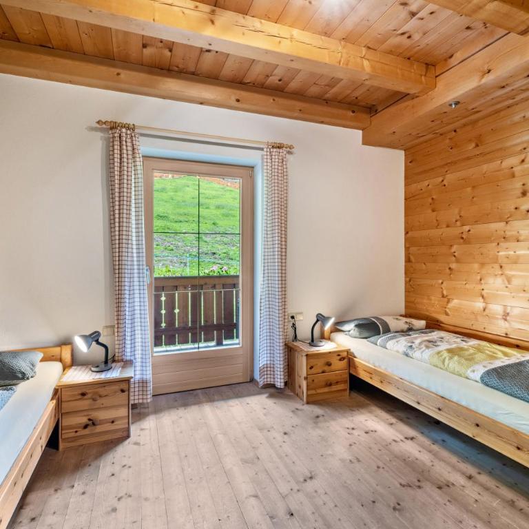 Marschalkhof Ifingerblick - Two-Bedroom Deluxe Apartment with Garden View - 14