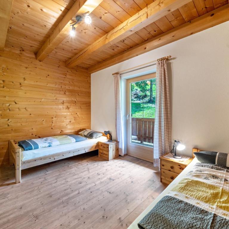 Marschalkhof Ifingerblick - Two-Bedroom Deluxe Apartment with Garden View - 8