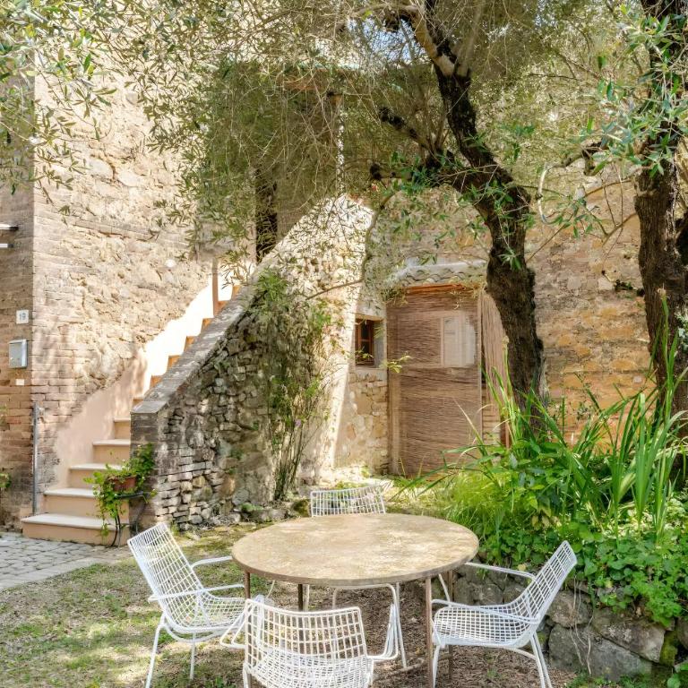 Agriturismo Montechiaro - Appartamento Deluxe con 2 Camere da Letto e Vista Giardino - 17