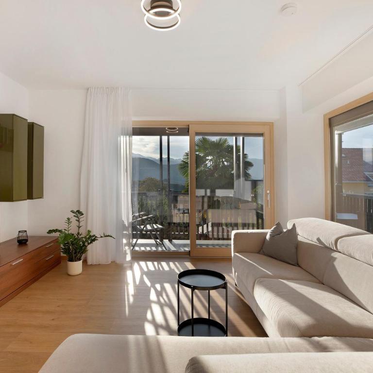 Apartment Sonnblick Kaltern - Appartamento Deluxe con 2 Camere da Letto e Vista Giardino - 10