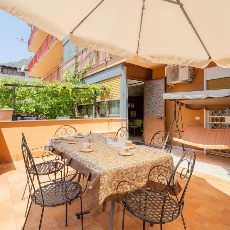 Casa Blanco - Two-Bedroom House - 1