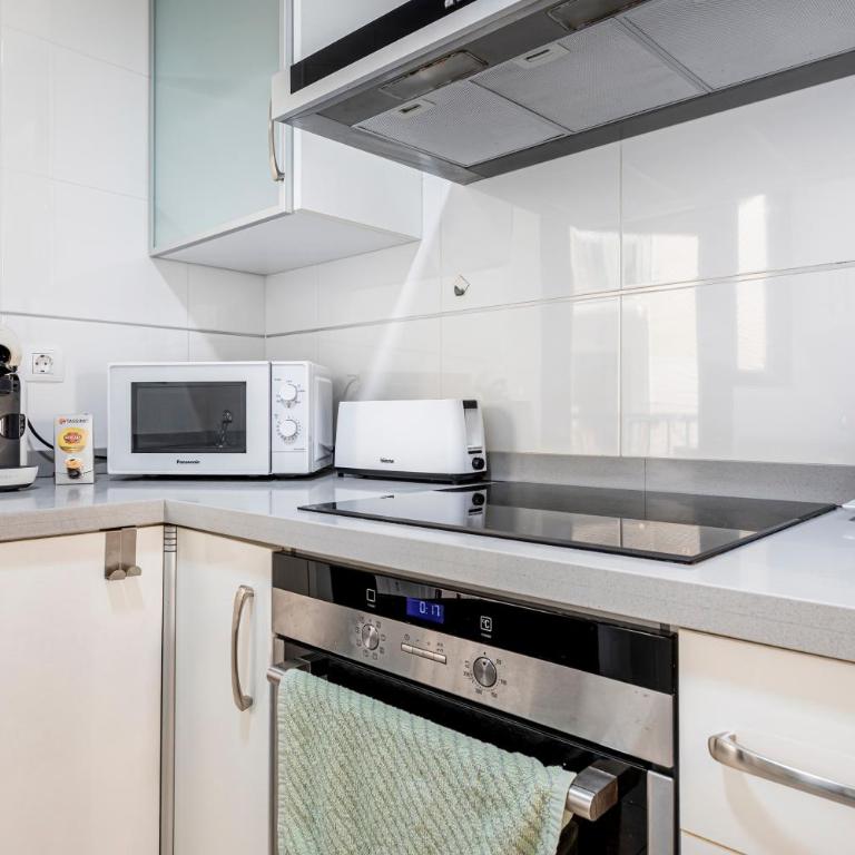 Valencia Playa - Apartamento Deluxe de 2 dormitorios con vistas al mar - 9