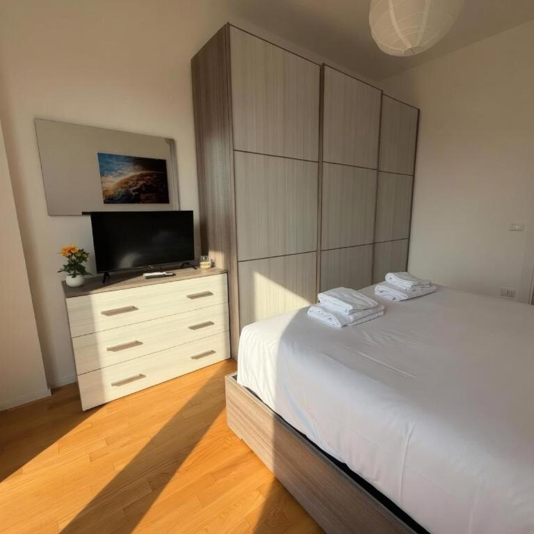 Modern Apartment near Tiburtina Station by RHR - One-Bedroom Apartment - 21