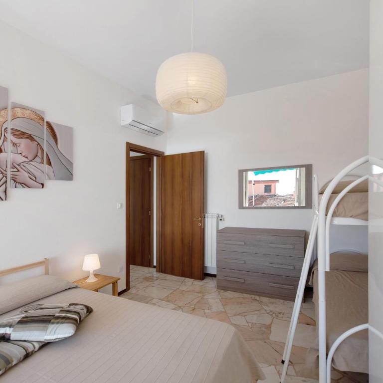 Bilocale Corosu con 2 balconi - Apartamento Superior de 1 dormitorio con balcón - 9