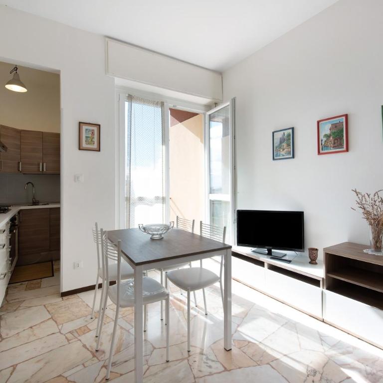 Bilocale Corosu con 2 balconi - Apartamento Superior de 1 dormitorio con balcón - 4