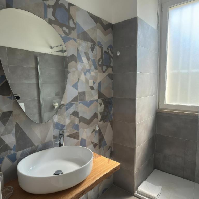 Modern Apartment near Tiburtina Station by RHR - One-Bedroom Apartment - 28