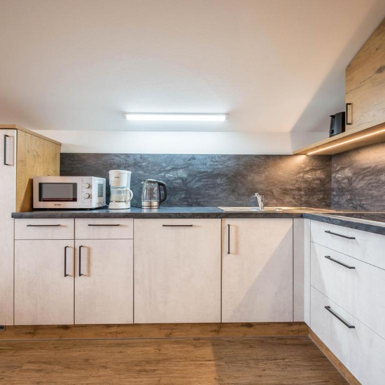 Residence Condor Apt Schlern - Appartamento Deluxe con 2 Camere da Letto e Vista Giardino - 7