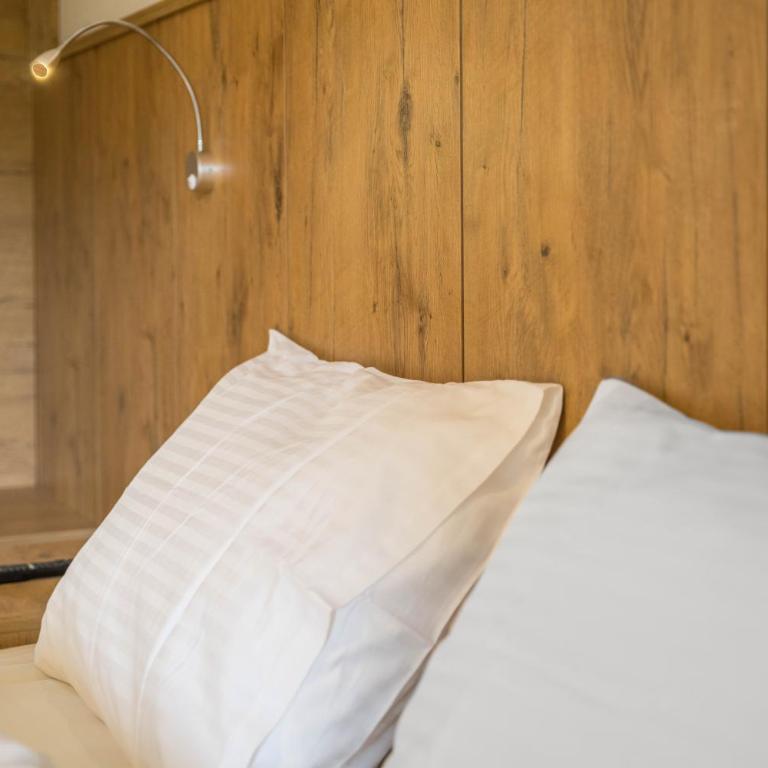 Residence Condor Apt Schlern - Appartamento Deluxe con 2 Camere da Letto e Vista Giardino - 12