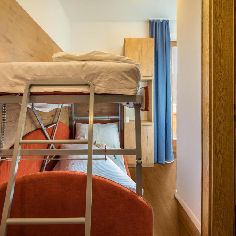 Residence Condor Apt Schlern - Appartamento Deluxe con 2 Camere da Letto e Vista Giardino - 8