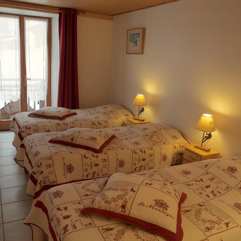 Gîte - La Ferme Du Mont Blanc - Two-Bedroom Deluxe Apartment with Garden View - 6