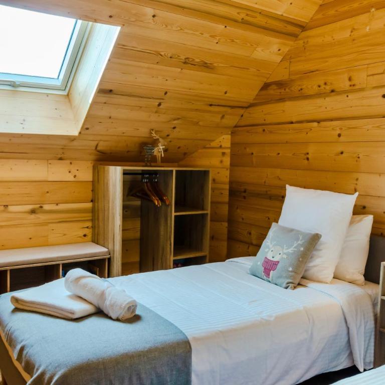 Au Pied De L'Arcluse-Spa Clim Wifi - Chalet 2 Chambres - 22