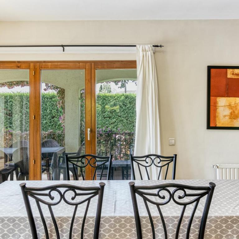Fantastic Family Villa - Villa with Sea View - 3