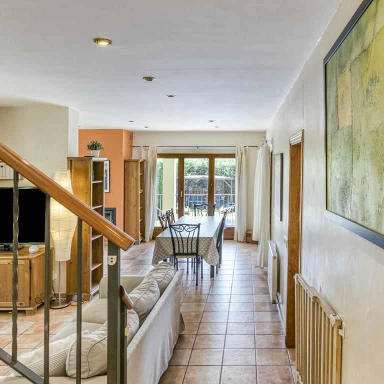 Fantastic Family Villa - Villa with Sea View - 11