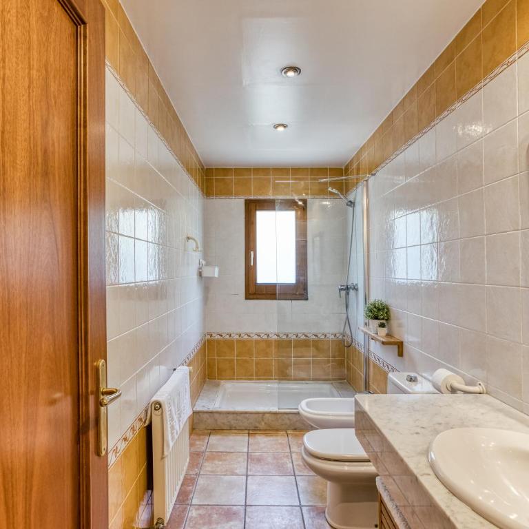 Fantastic Family Villa - Villa with Sea View - 27