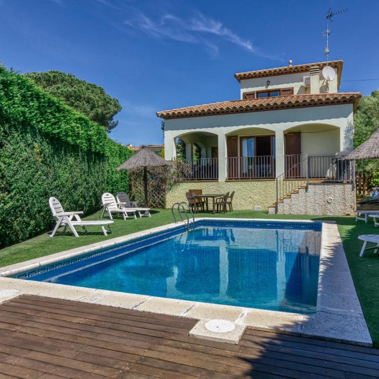 Fantastic Family Villa - Villa with Sea View - 1