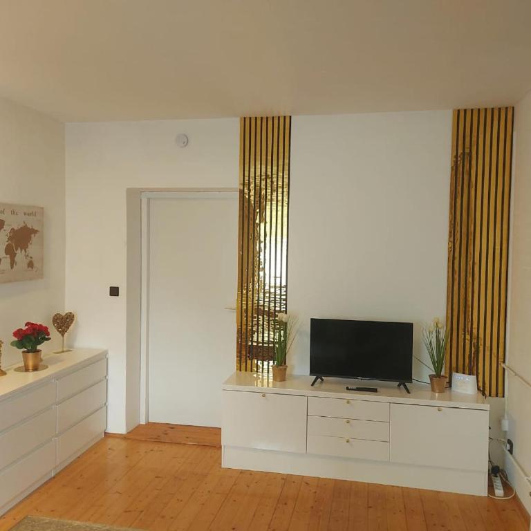 Golden Base - Superior Apartment mit 1 Schlafzimmer und Balkon - 17