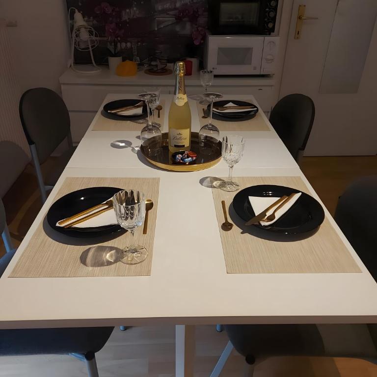 Golden Base - Superior Apartment mit 1 Schlafzimmer und Balkon - 8