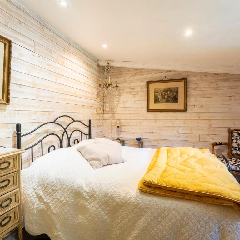 Studio de charme à Avignon - Apartamento de 1 dormitorio con vistas al jardín - 10