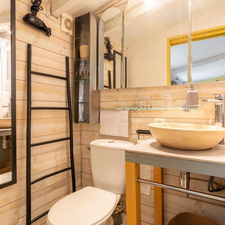 Studio de charme à Avignon - Apartamento de 1 dormitorio con vistas al jardín - 15