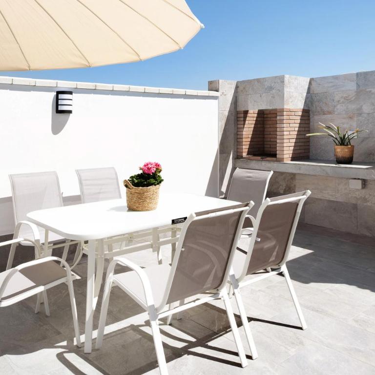 Casa Rural La Posada - Habitación Cuádruple - vistas al jardín - 21