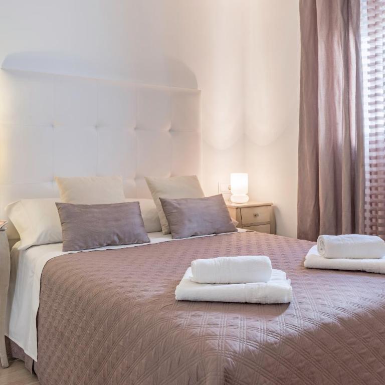 Apartamento Los Naranjos en Vejer - Habitación Cuádruple con ducha - 10