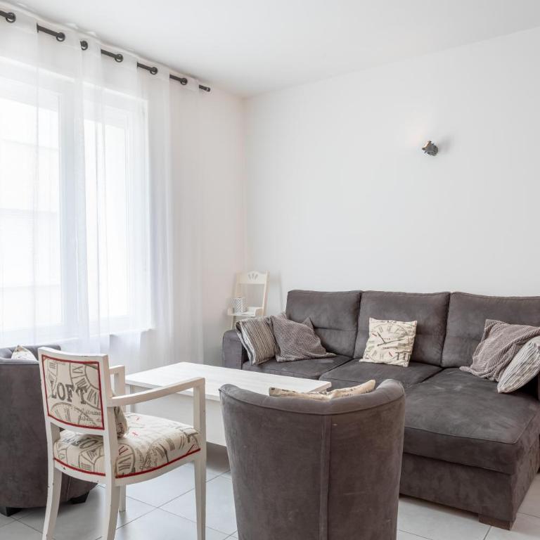 Maison de vacances familiale - Three-Bedroom House - 3
