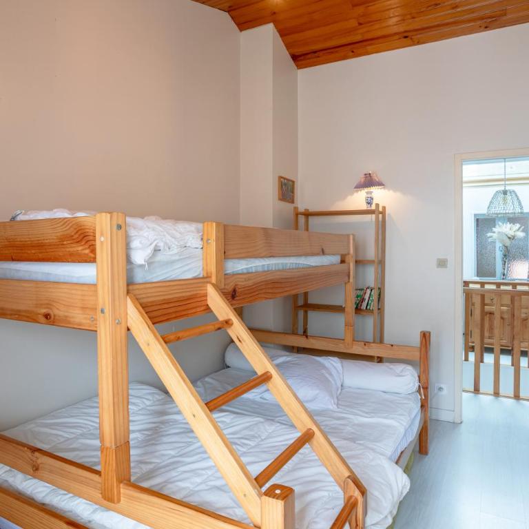 Maison de vacances familiale - Three-Bedroom House - 16