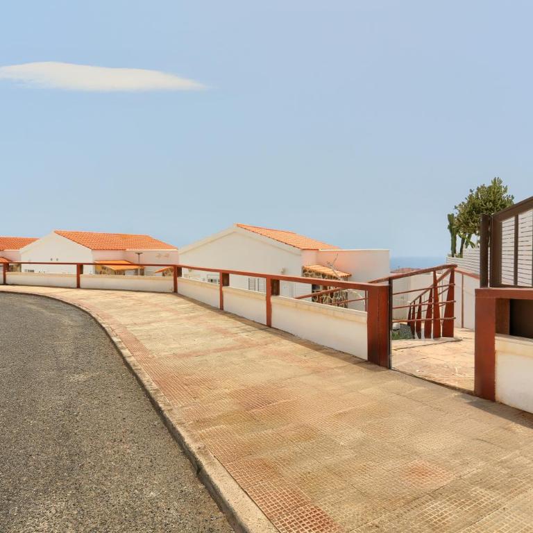 Casa vista golf - Three-Bedroom House - 24