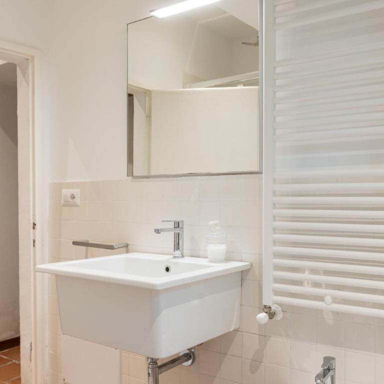 Agriturismo Montechiaro - Appartamento Deluxe con 2 Camere da Letto e Vista Giardino - 9