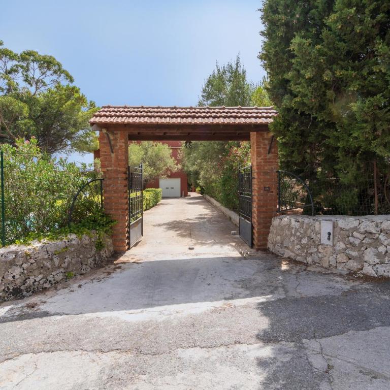Gli Ulivi - Villa con Vista Mare - 40