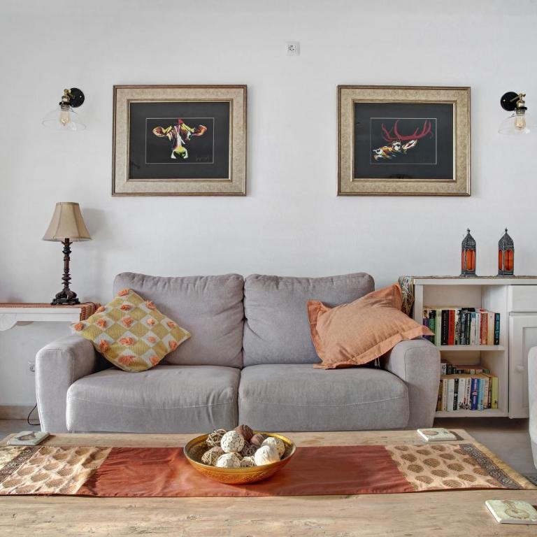 Puerto Chico 3 - Two-Bedroom Deluxe Apartment with Ocean View - 9