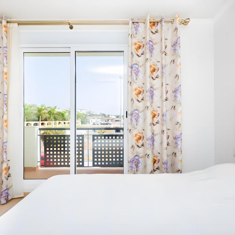 Oasis Fañabe Townhouse - Apartamento Premium de 3 dormitorios con balcón - 8