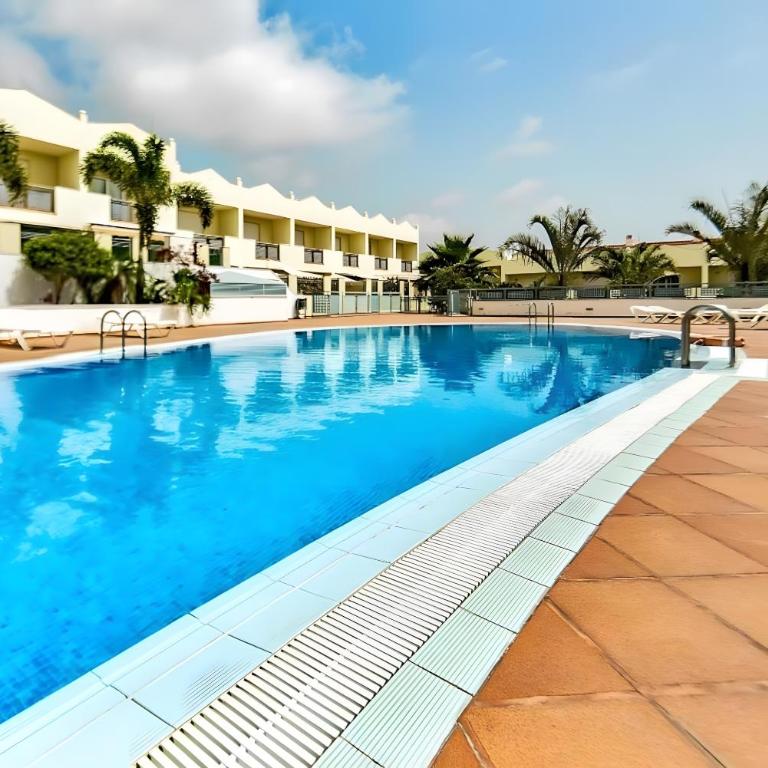 Oasis Fañabe Townhouse - Apartamento Premium de 3 dormitorios con balcón - 1