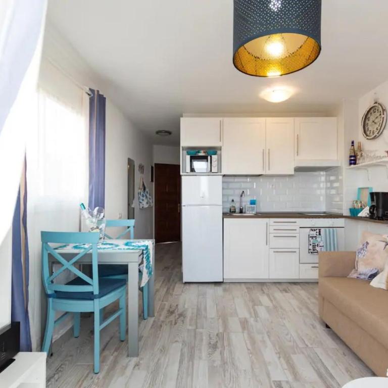 Acogedor y vistas al mar - Studio Apartment with Sea View - 6