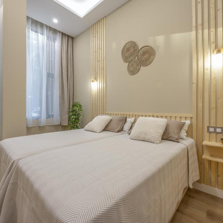Apartamentos Brisas de Cádiz 1 - Habitación Triple con ducha - 10