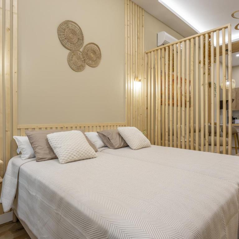 Apartamentos Brisas de Cádiz 1 - Habitación Triple con ducha - 12