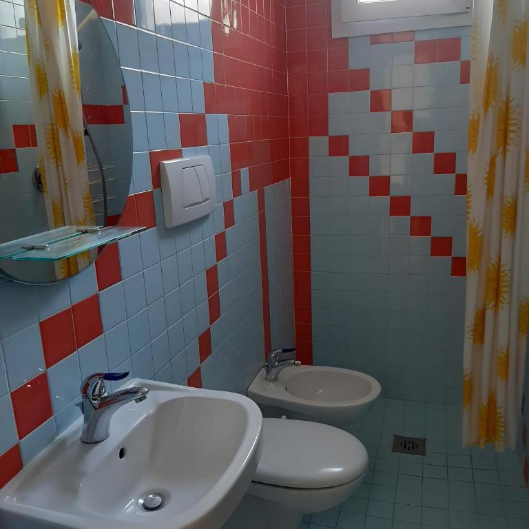 Euroholiday Village 1R - Appartamento Deluxe con 2 Camere da Letto e Vista Giardino - 6