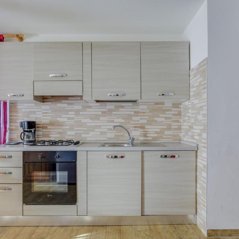 Cesa Crepaz - Appartamento con 3 Camere da Letto e Vista Montagna - 3