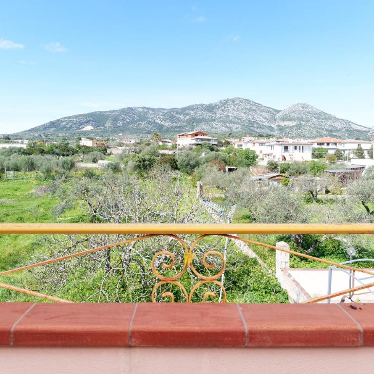 Casa Vacanze Gandelli - Three-Bedroom House - 10