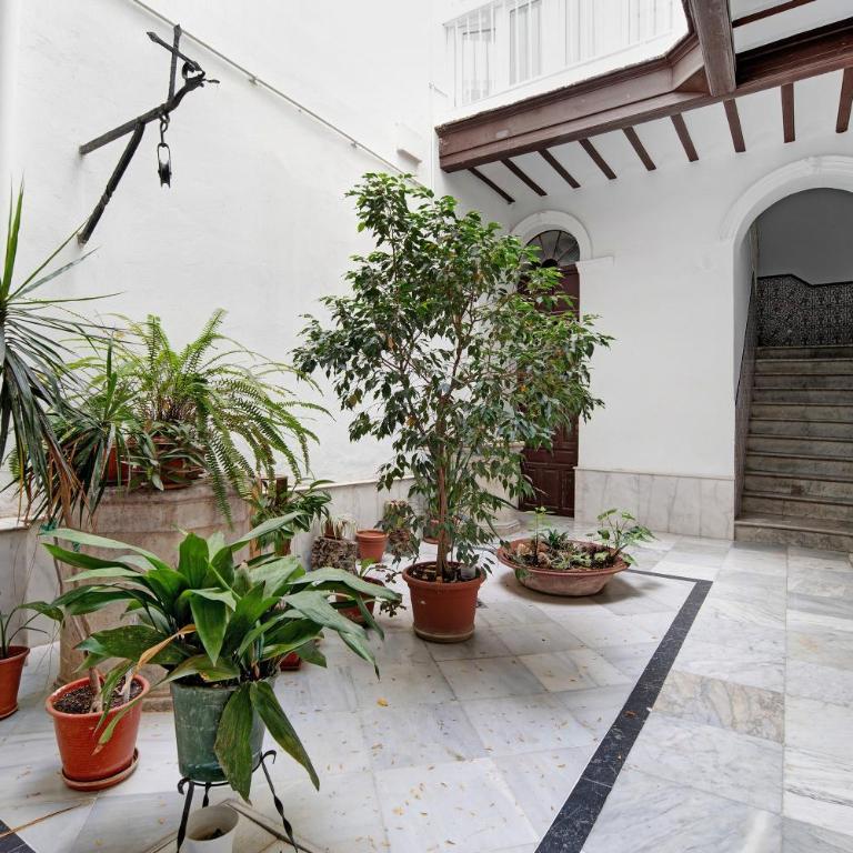 Piso con Encanto - Apartamento Deluxe de 2 dormitorios con balcón - 24