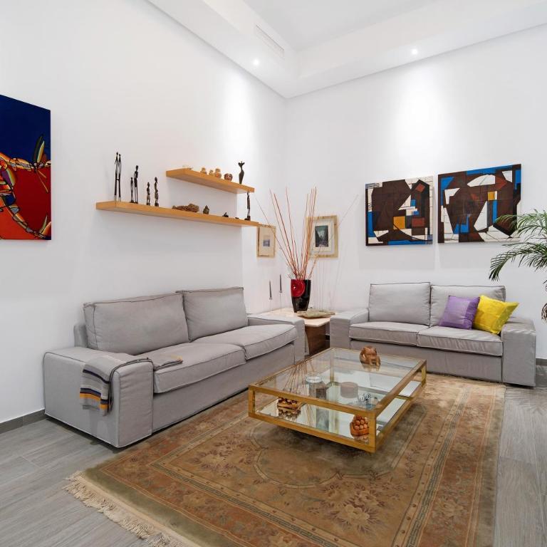 Piso con Encanto - Apartamento Deluxe de 2 dormitorios con balcón - 4